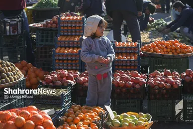 بازار مشهد در آستانه شب یلدا