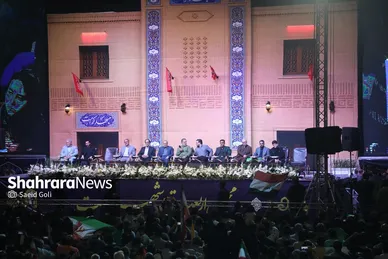گزارش تصویری | محفل قرآنی «اربعین رهبر شهید» در میدان شهدای مشهد