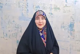 محدثه نادی، کارآفرین حوزه چرم، روشنایی را از زیر پله&zwnj;های خانه&zwnj;اش دنبال کرد