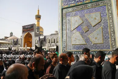 گزارش تصویری | شهادت امام رضا (ع) در حرم مطهر رضوی - ۲
