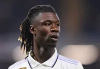 کاماوینگا در مادرید می‌ماند