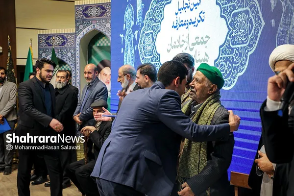 مراسم تجلیل و تکریم جمعی از خادمان هیئات مذهبی مشهد برگزار شد + فیلم و عکس