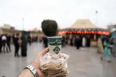 توزیع ۱۲ هزار وعده صبحانه گرم در حرم مطهر امام رضا(ع) همزمان با میلاد پیامبر (ص)