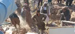 زلزله افغانستان تاکنون جان ۳۲۰ نفر را گرفت + تصاویر