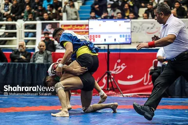 مسابقات کشتی با چوخه قهرمان قهرمانان در مشهد