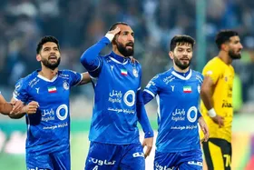 اختلاف مالی چشمی و باشگاه استقلال بالا گرفت