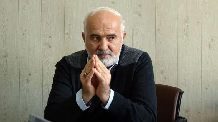 توکلی: امتیازات و مجوزهای دریافتی نمایندگان مجلس احصا و بررسی شود