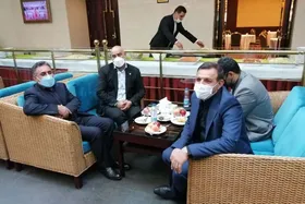 صحبت&zwnj;های عجیب سرپرست پرسپولیس در خصوص قلعه نویی و گل&zwnj;گهر| صدری: تا رای کمیته استیناف نیاید، رای قطعی نیست