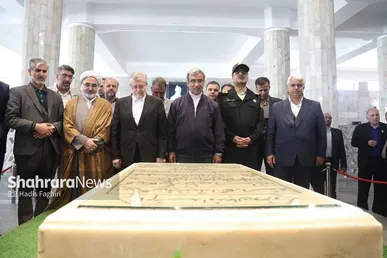 گزارش تصویری | بازدید استاندار خراسان رضوی و شهردار مشهد از چند بوستان سطح شهر و آرامگاه فردوسی در روز طبیعت