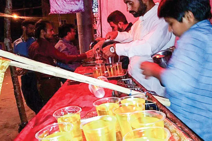 جشنی پرشور برای پنجتنی‌ها