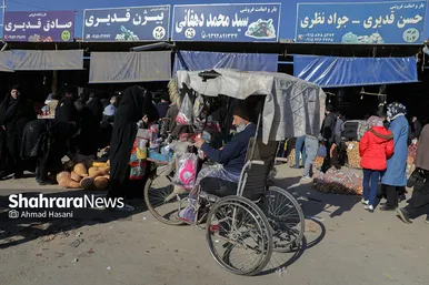 بازار مشهد در آستانه شب یلدا