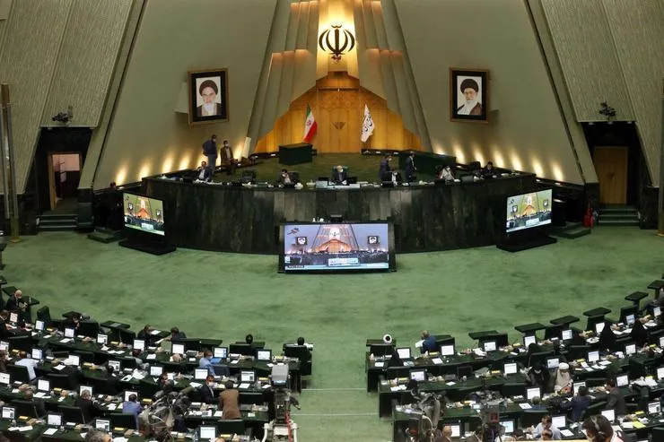 بلاتکلیفی ۶۷ لایحه دولت در پیچ‌و‌خم دغدغه‌های انتخاباتی نمایندگان مجلس