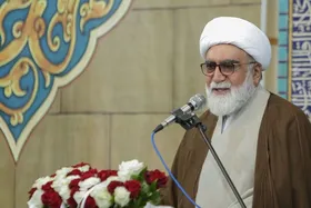 آیت الله مروی: شاعران و نویسندگان در آثار خود مفهوم &laquo;اتحاد مقدس&raquo; را تبیین کنند