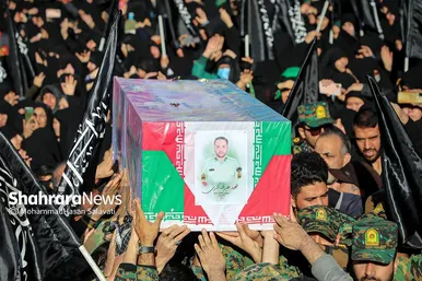 اجتماع عزاداران فاطمی و تشییع پیکر ۱۲ شهید گمنام دفاع مقدس و ۲ شهید حادثه تروریستی راسک در مشهد
