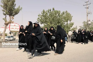 زائران پیاده امام رضا(ع) - ۲
