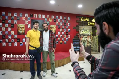اکران مردمی فیلم سینمایی آپاراتچی با حضور عوامل در مشهد
