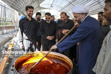 گزارش تصویری | بازدید اعضای شورای اسلامی شهر مشهد از موکب‌های استقبال و خدمت‌رسانی به زائران پیاده امام رضا (ع)