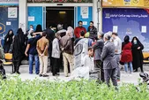 شلوغی دفاتر پیشخوان و انتظار طولانی مراجعان برای صدور کارت ملی | صبر دوساله «ملی»!