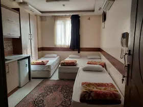 امسال ۴۴ درصد گنجایش اقامتگاه&zwnj;های رسمی خراسان رضوی تکمیل شد (۴ اسفند ۱۴۰۳)