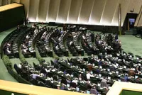 تذکر کتبی تعدادی از نمایندگان مجلس به وزیر اقتصاد | لزوم تسریع در تثبیت نرخ ارز
