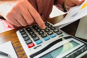 مالیات ۱۴۰۴ چگونه بر زندگی ما اثر می&zwnj;گذارد؟