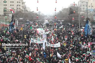 گزارش تصویری حضور باشکوه مردم مشهد در راهپیمایی ۲۲ بهمن