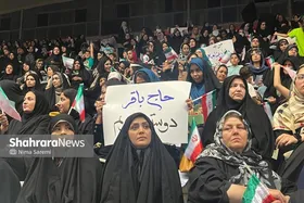 عکس&zwnj;هایی از انتظار هواداران محمدباقر قالیباف برای دیدار با او در مشهد