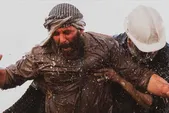 نظر بینندگان درباره فیلم «گل‌های باوارده» در ششمین روز از جشنواره فیلم فجر مشهد + فیلم