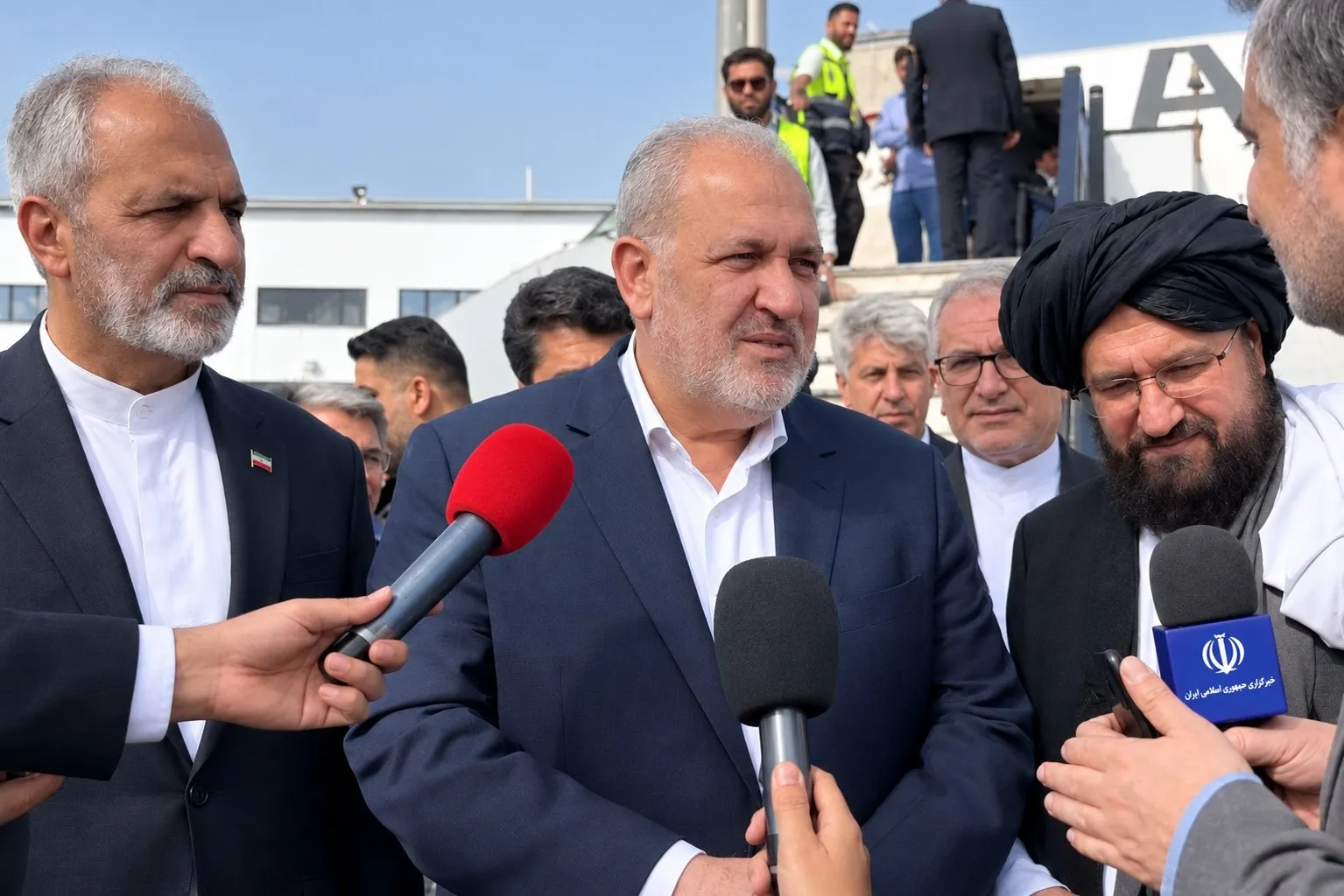 وزیر نیرو وارد کابل شد