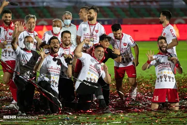 قهرمانی پرسپولیس در لیگ بیستم