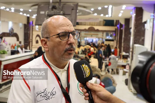 خدمت امدادگران هلال احمر مشهد در  قلب نجف + عکس