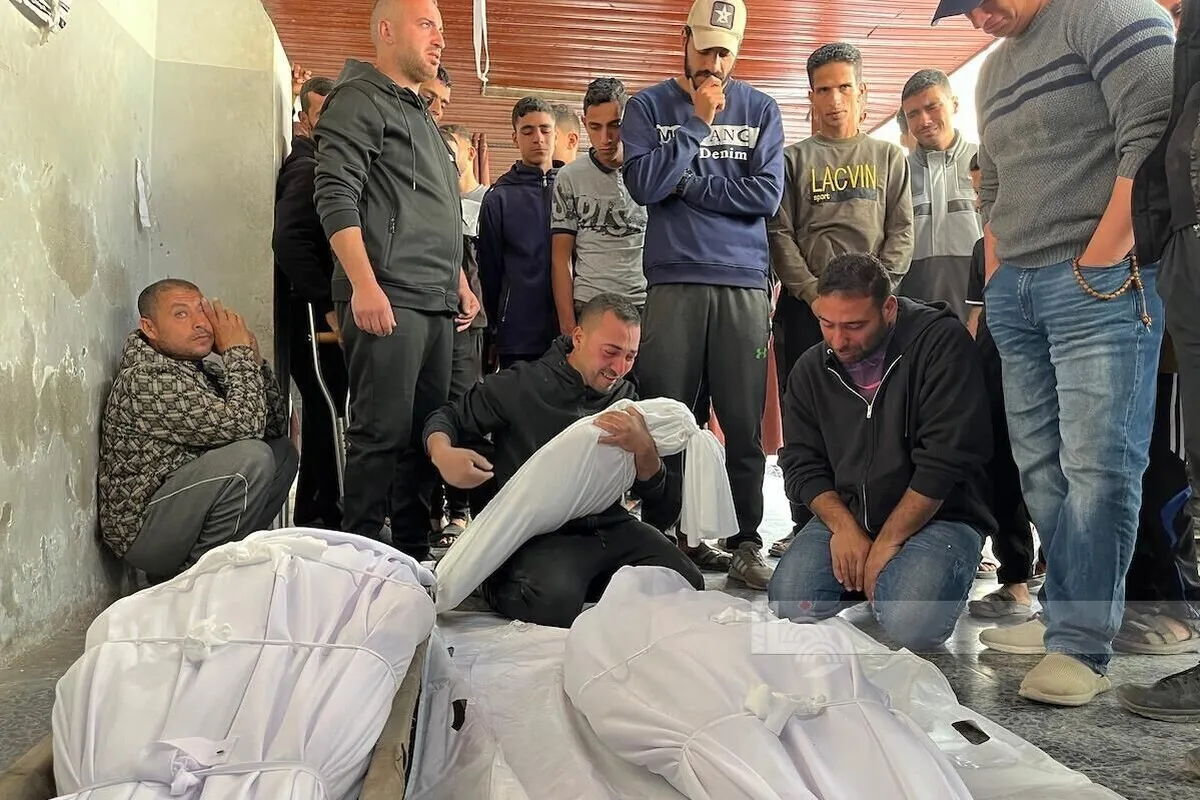 ۳۲ فلسطینی دیگر در غزه به شهادت رسیدند | شمار شهدا به ۵۲ هزار و ۵۶۷ نفر رسید (۱۵ اردیبهشت ۱۴۰۴)