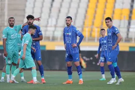 تناقض بزرگ استقلال در مسیر قهرمانی