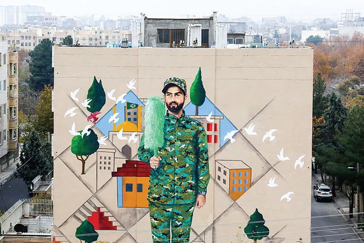 اهالی فرهنگ مشهد دیدگاهشان را درباره تحقق شعار «جهان‌شهر برکت و کرامت» بیان می‌کنند