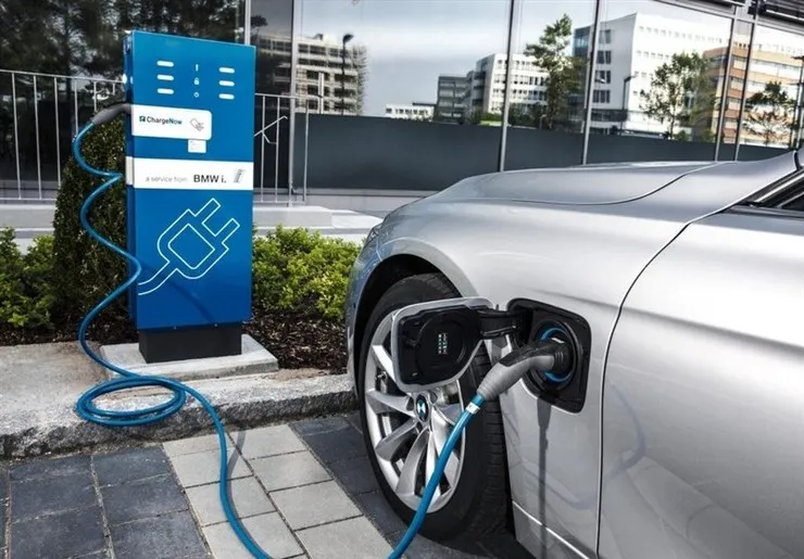تفاوت خودرو‌های هیبرید (HEV) و پلاگین هیبرید (PHEV) با خودرو‌های تمام برقی درچیست؟