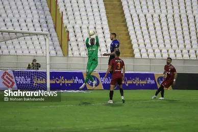 لیگ برتر فوتبال | مسابقه پدیده مشهد و استقلال تهران