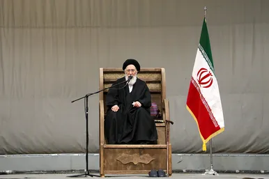 نمایش آئینی «نگین شکسته»