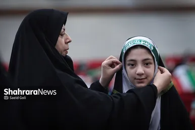 مراسم اختتامیه عهد کودکان دبستانی با حاج قاسم سلیمانی