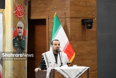 گزارش تصویری | بدرقه پیکر شهید گمنام دفاع مقدس در همایش سالیانه بسیجیان در مشهد