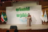 بخش عمده‌ای از شعر فارسی، شعر آیینی است