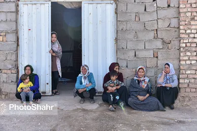 درآمدزایی اهالی روستای چاه نسر به کمک پنل های خورشیدی