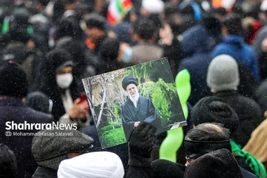 حضور باشکوه مردم مشهد در راهپیمایی ۲۲ بهمن -۳
