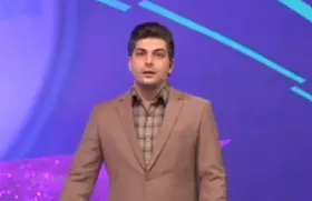 گاف عجیب مجری برنامه &laquo;فوتبالی&raquo; روی آنتن زنده + فیلم