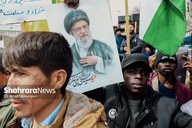 گزارش تصویری | تجمع مهاجران افغانستانی در محکومت جنایت آمریکا و رژیم صهیونیستی مقابل دفتر سازمان ملل در مشهد