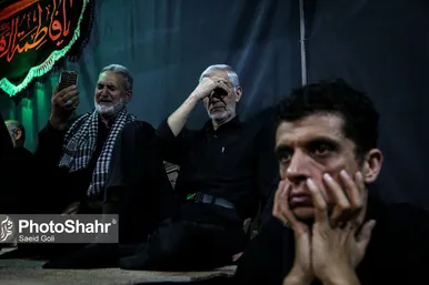 مراسم «علم کشی» مهاجران افغانستانی در مشهد