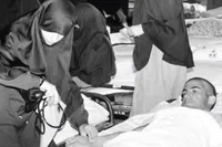 قصه یک عکس | روایت پرستاری که امنیت امروز دختران را با زخم‌های دیروز خرید