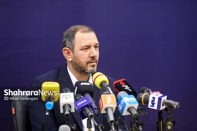 نشست خبری موسی‌الرضا حاجی بگلو سخنگوی شورای اسلامی شهر مشهد مقدس