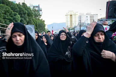 اجتماع مردم مشهد برای شهادت خادم الرضا (ع) سید ابراهیم رئیسی