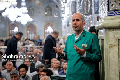 مراسم بزرگداشت هفتمین روز شهادت شهدای خدمت در حرم مطهر رضوی