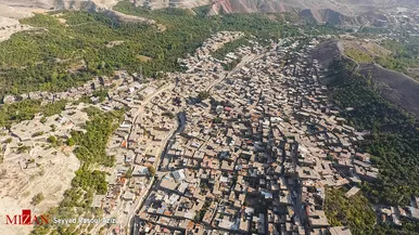 بام‌های طلایی خرو